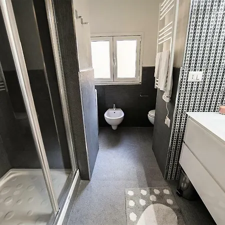 La Casa Di Gio' 295 Апартаменты Специя