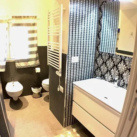 La Casa Di Gio' 295 *